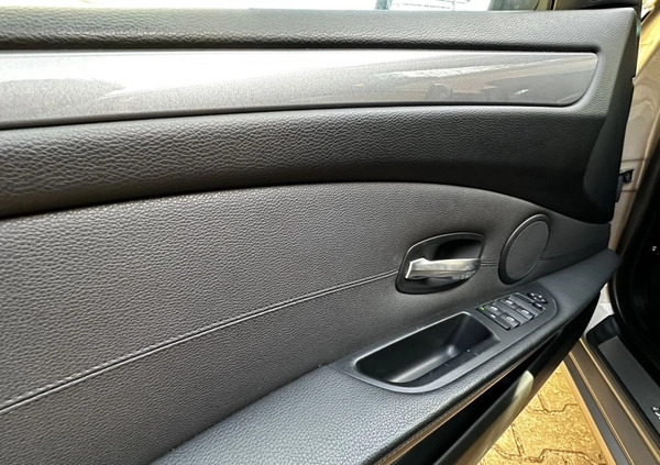 BMW Seria 5 cena 26900 przebieg: 233830, rok produkcji 2008 z Szczecin małe 781